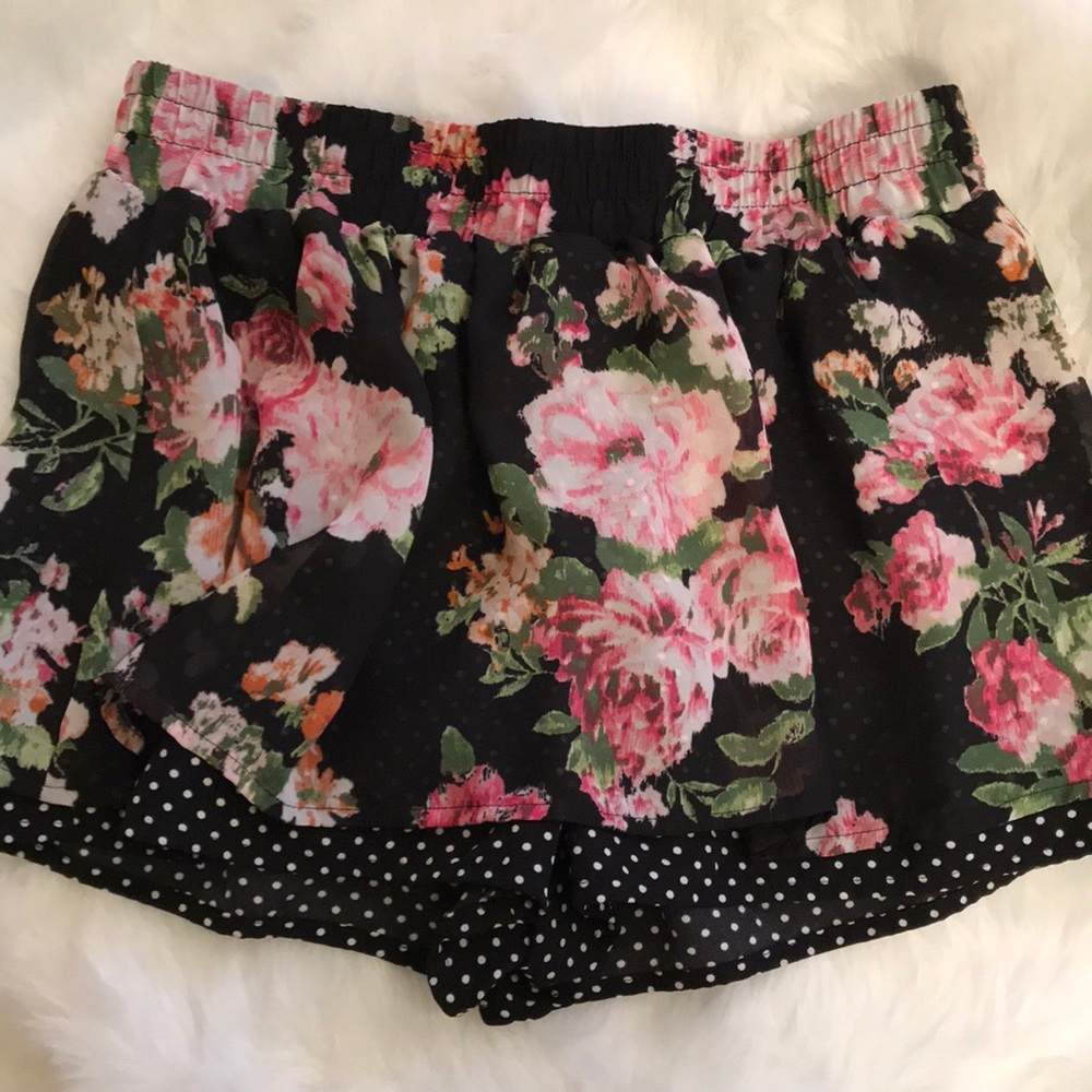 Black Skorts